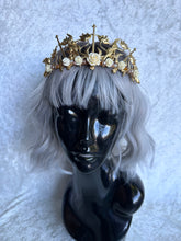 Load image into Gallery viewer, Garden of Valor Brass Tiara