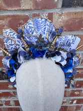 Load image into Gallery viewer, Kintsugi Mermaid Crown