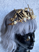 Load image into Gallery viewer, Garden of Valor Brass Tiara