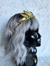 Load image into Gallery viewer, Green Garden Brass Fern Crown