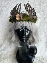 Load image into Gallery viewer, Garden of Bones Crown