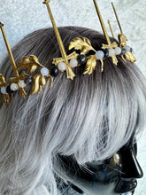 Load image into Gallery viewer, Valor Gemstone Tiara in Moonstone and Iolite