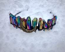 Load image into Gallery viewer, Black Crystal Crown With Crescent Moon