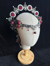 Load image into Gallery viewer, The Phantoms Circlet, Halo and Earrings
